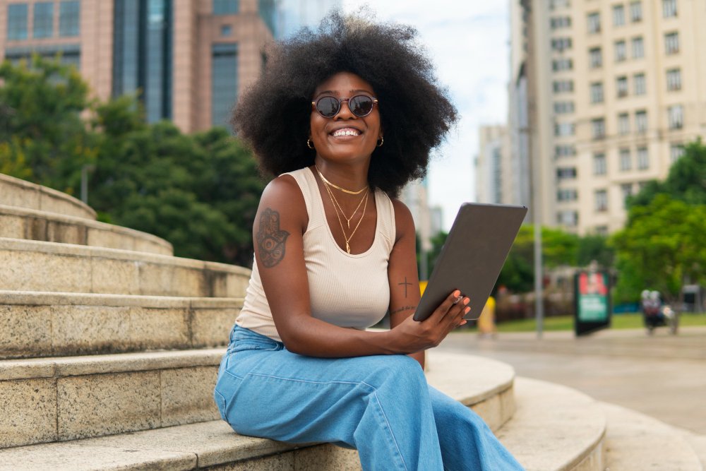 In this post, we will cover the most profitable online businesses in Nigeria, including freelance work, e-commerce, digital services, content creation, and side hustles that pay daily. We’ll also break down startup costs, earning potential, and simple steps to get started.