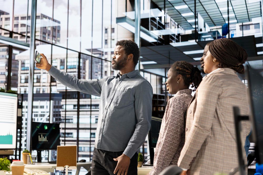 In this guide, you will learn how to expand your business across states in Nigeria step by step. We will cover everything from understanding demand, choosing the right expansion model, hiring the right team, to managing logistics and legal requirements.