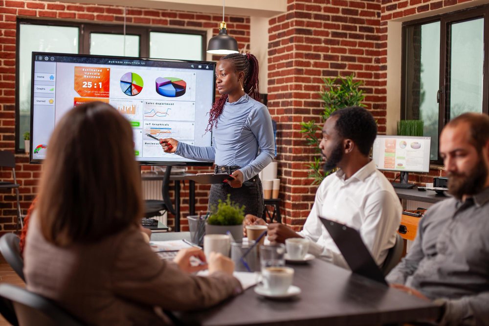 By the end of this post, you will understand how to pitch and attract investors or venture capital in Nigeria in a clear, realistic, and smart way. You will know what to put in place before asking for money, what to say when pitching, and what serious investors want to see before they trust your business with their capital.